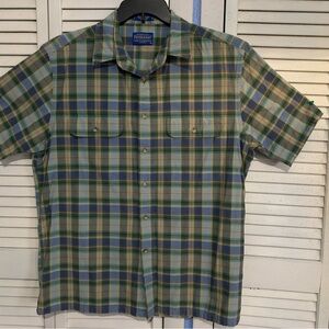 Pendleton Men's Green and Blue Plaid Button Down Hiker Shirt